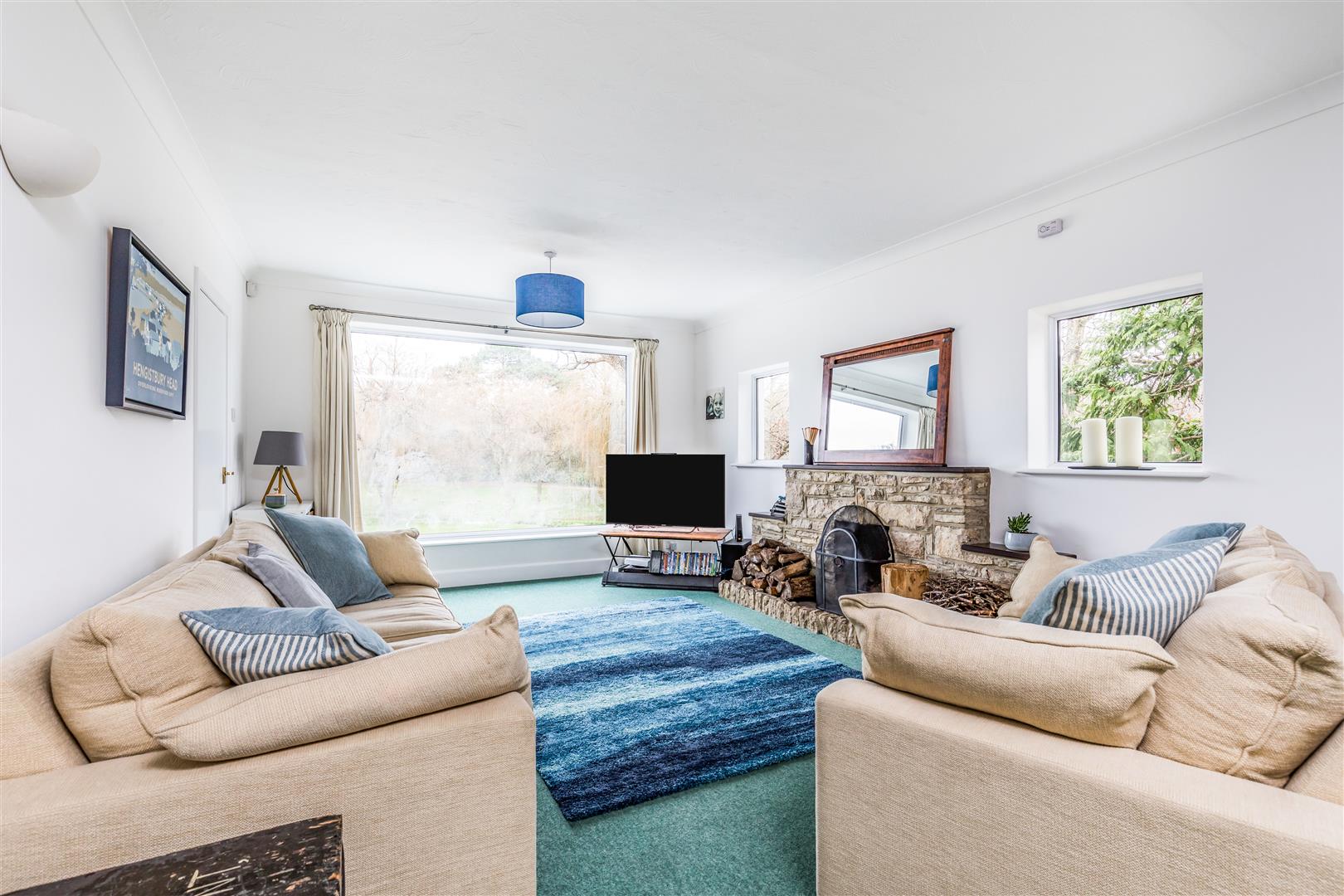 Coy Pond Road, Poole Saxe Coburg